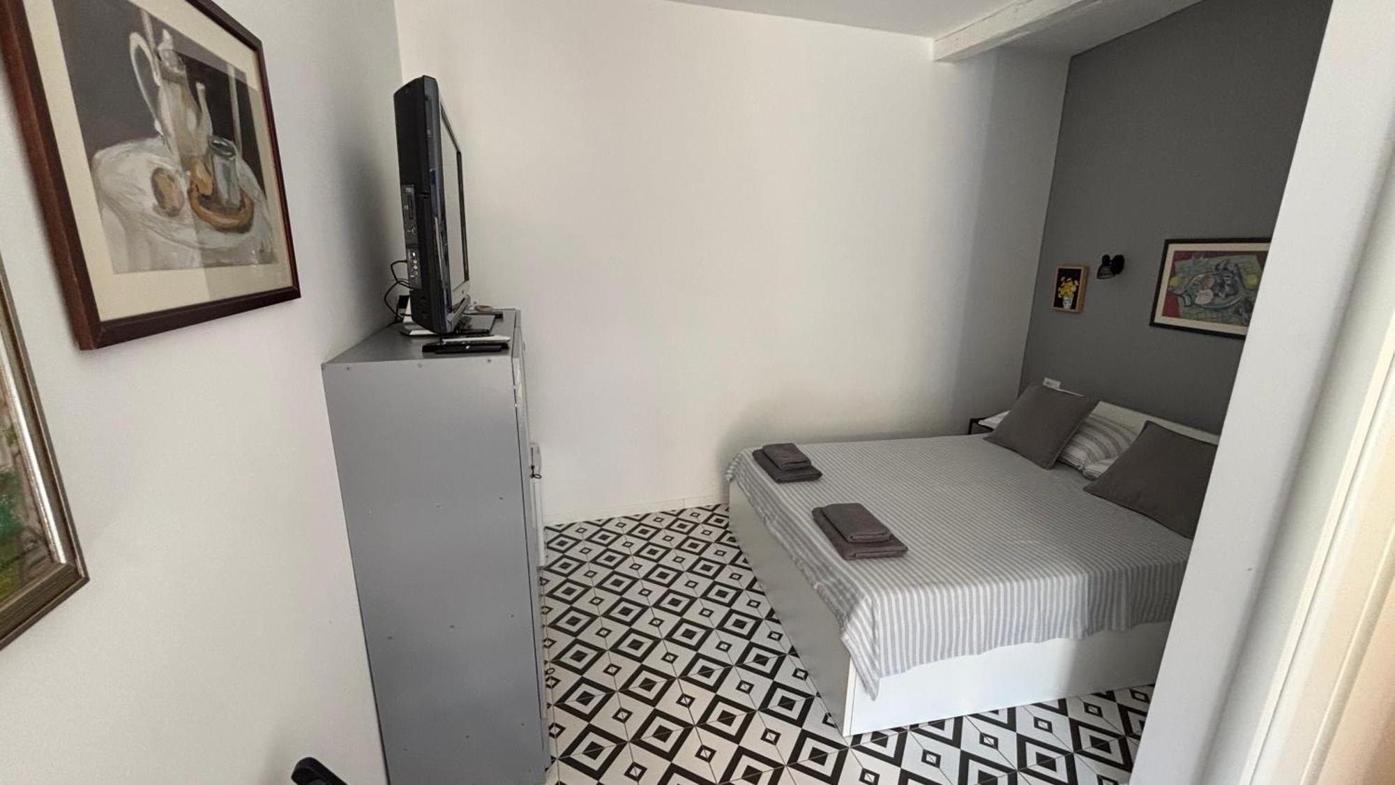 Apartment Ana วิส ภายนอก รูปภาพ
