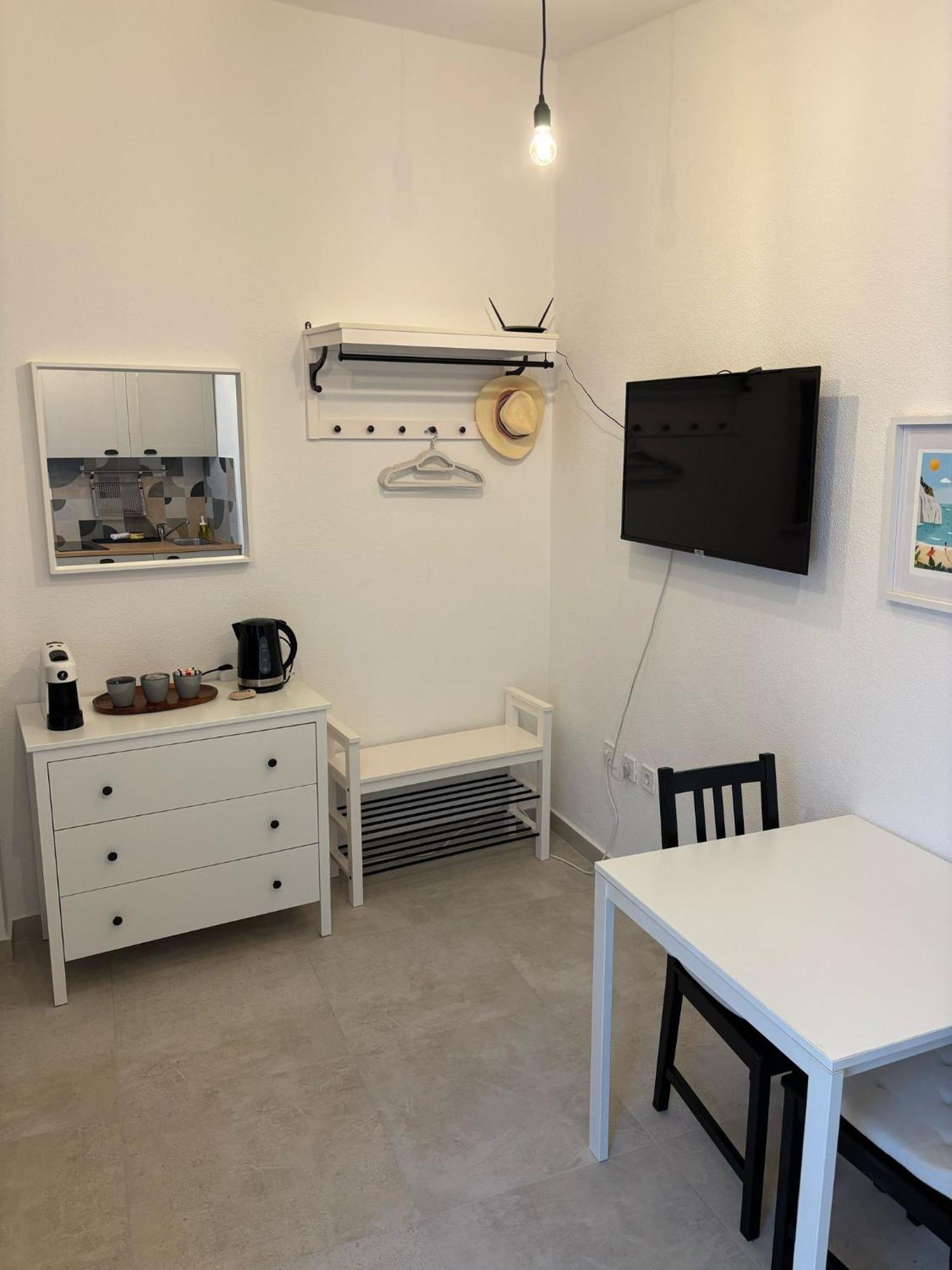Apartment Ana วิส ภายนอก รูปภาพ